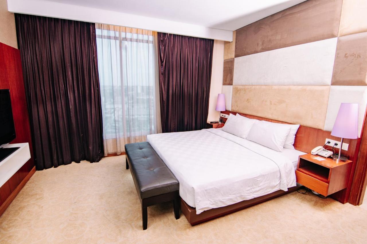 Swiss-Belinn Ska Pekanbaru Exterior foto